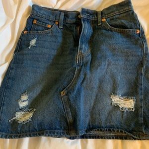 Levi’s skirt - high wasted